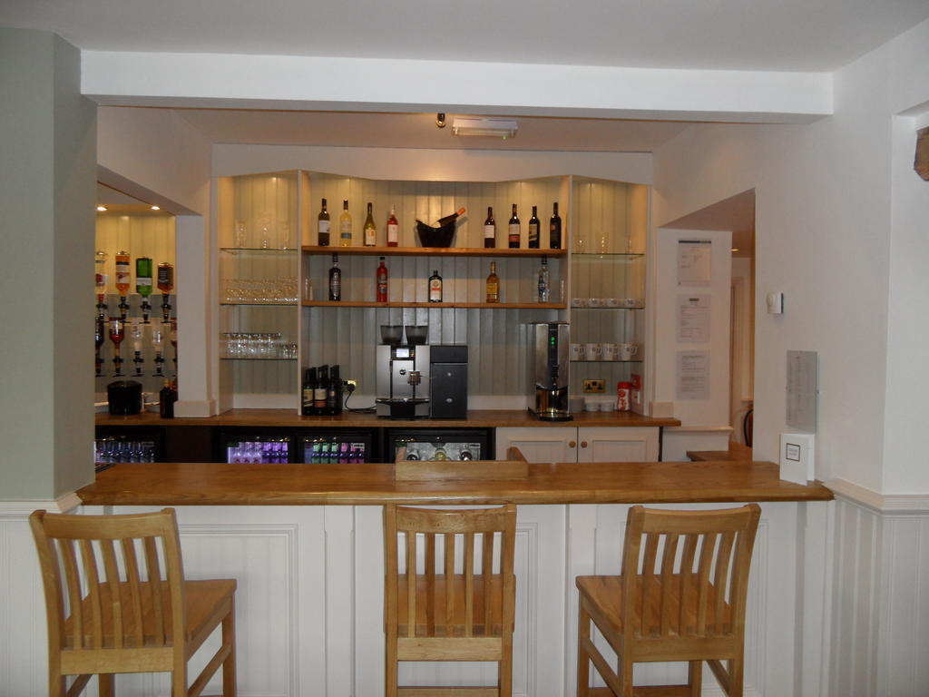 Inn The Corner House 3*